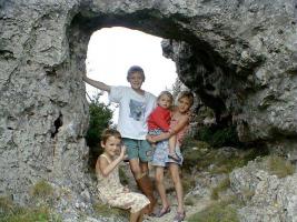 Les 4 enfants Biron dans le Larzac